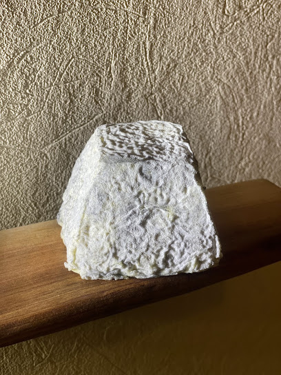 La Chèvrerie D'eugénie Fromagerie à Saint-Laurent-en-Gâtines