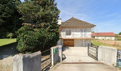 Pierre Guillaud-Bataille, Fromagerie à Saint-Didier-de-la-Tour