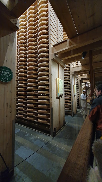 Fort Saint Antoine - Cave D'affinage Marcel Petite, Fromagerie à Saint-Antoine