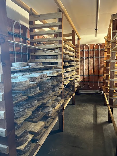 Ferme Urtetia, Fromagerie à Urt