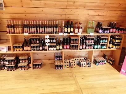 Salers Cave, Fromagerie à Salers