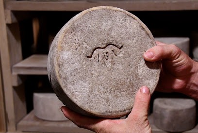 Fromages Istouart - Fromages Fermiers Pur Brebis, Fabricant de Fromages à Urcuit
