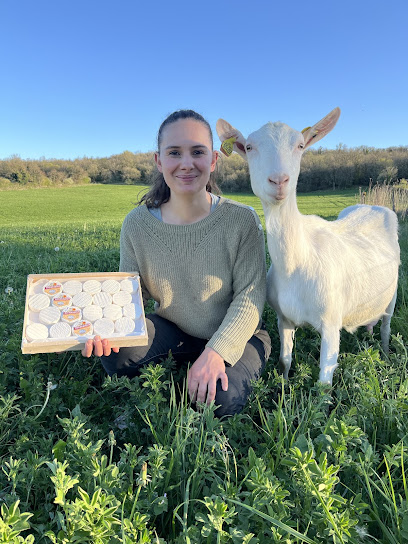 Ferme Les Blanches Du Causse, Fromagerie à Carlucet