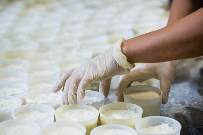 La Ferme D'Anna Et Simon - Fromages Et Farines, Fabricant de Fromages à La Faurie