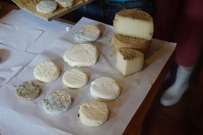 Ferme De Roche Brune, Fabricant de Fromages à La Salette-Fallavaux