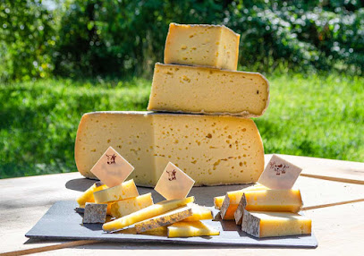 La Quesne, Ferme Et Fromagerie, Fabricant De Fromage à Bois-Héroult