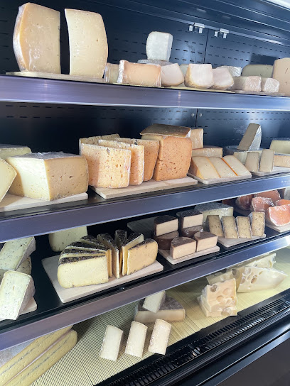 Fromagerie Du Baou, Fromagerie à Peypin